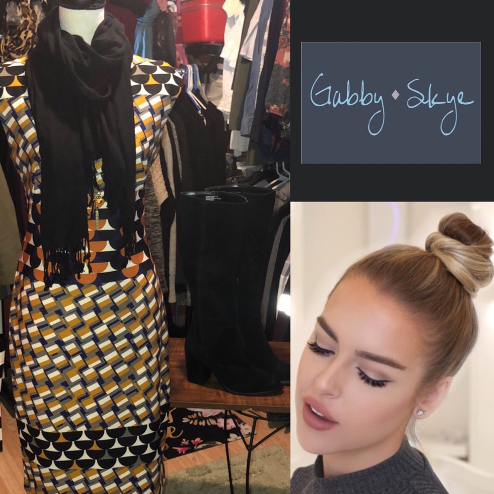 Gabby Skye Cap Sleeve Print Dress